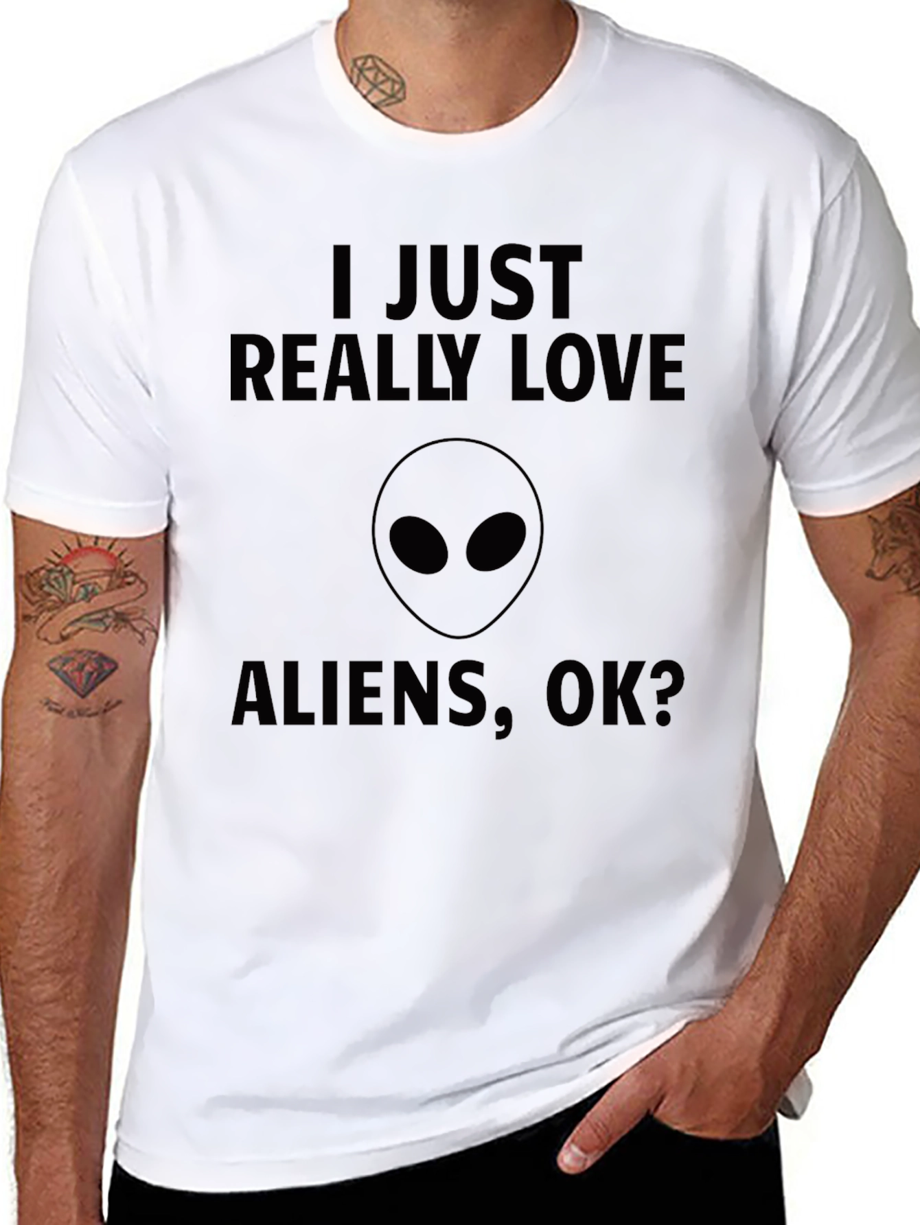 I Love Aliens T-Shirt Funny Alien Graphic Tee