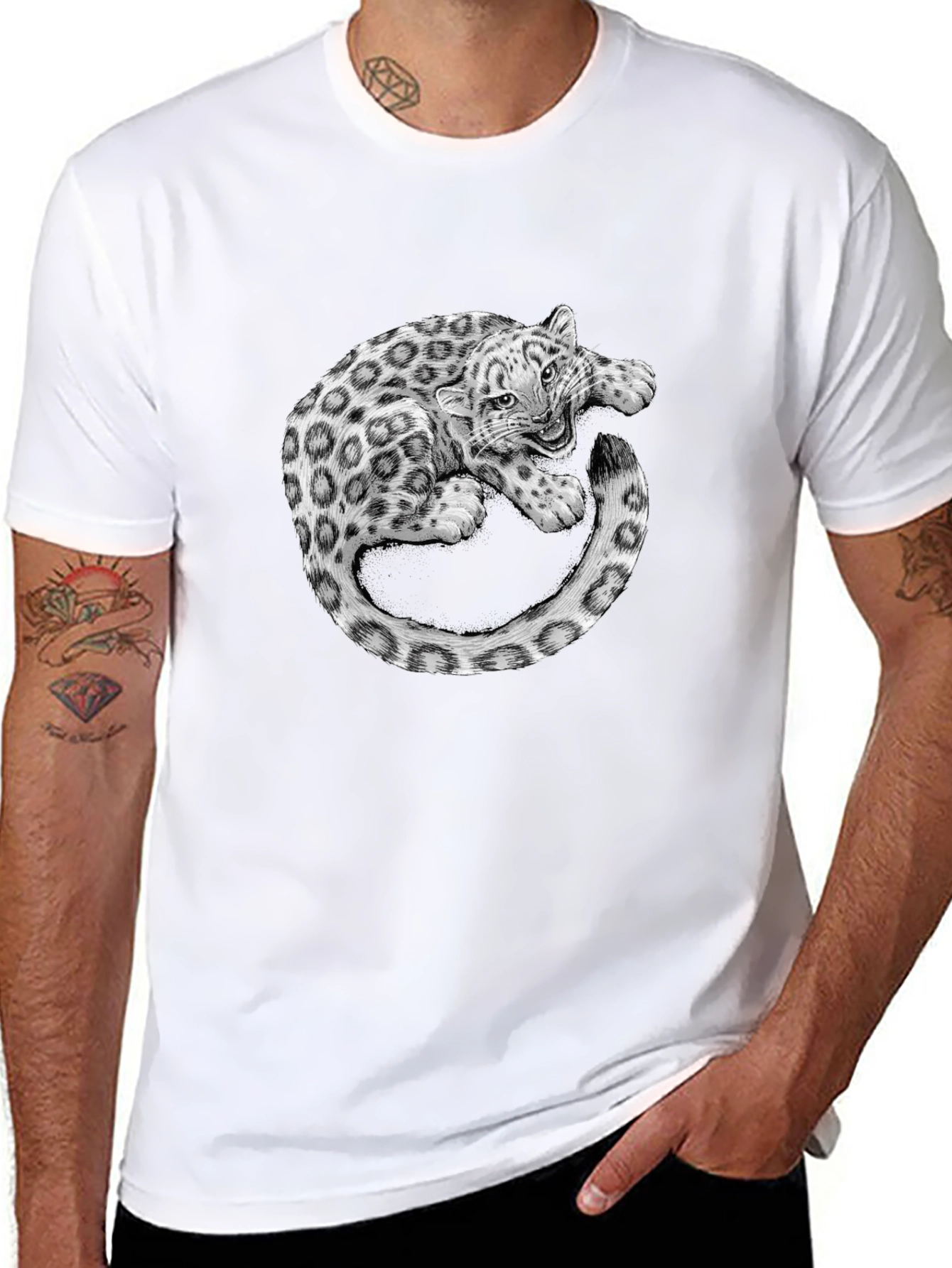 Leopard Graphic Print Black T-Shirt