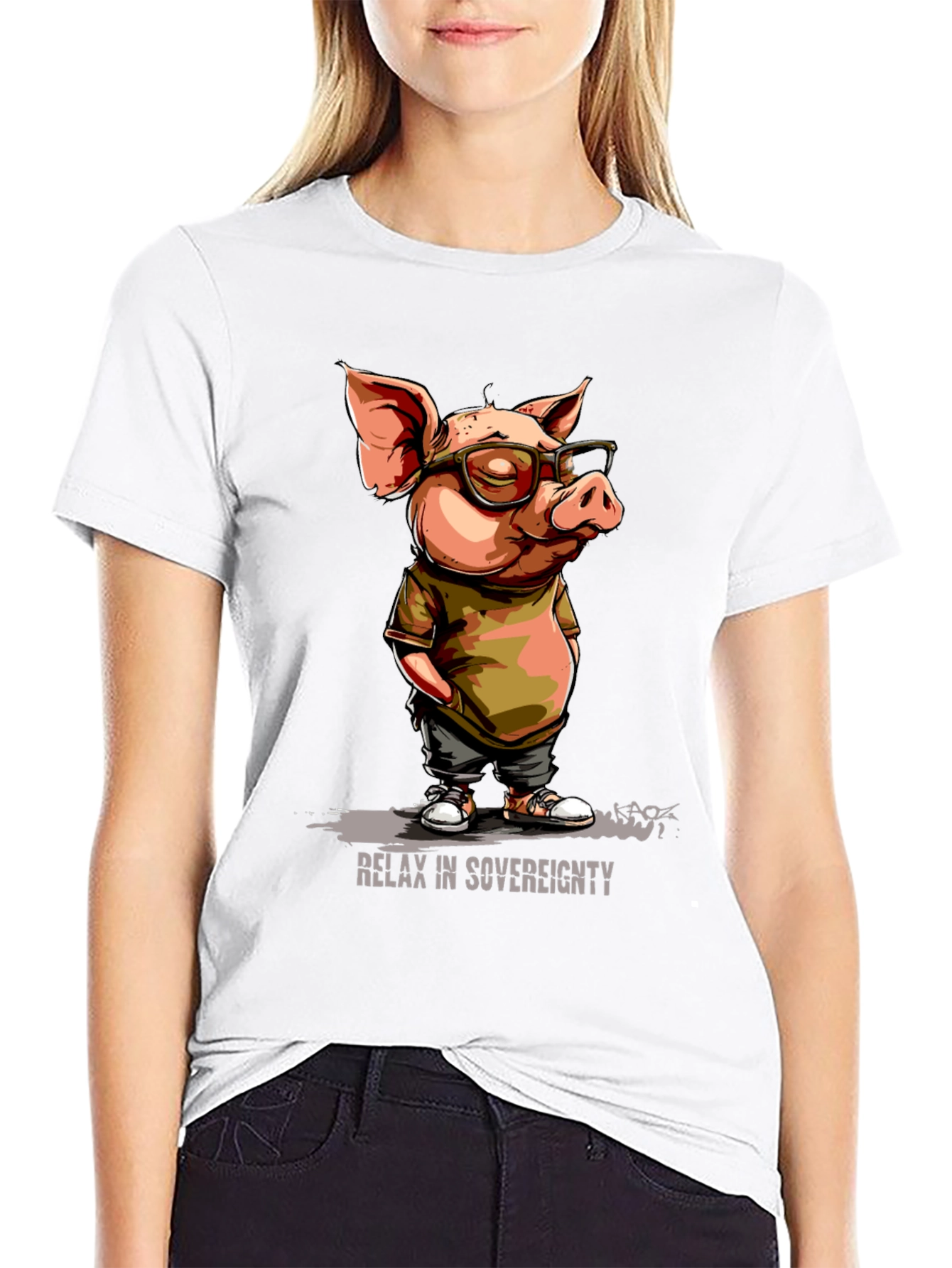 Relax in Sovereignty Pig Graphic T-Shirt