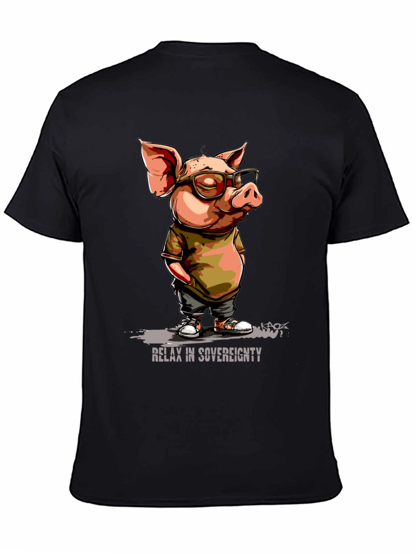 Relax in Sovereignty Pig Graphic T-Shirt