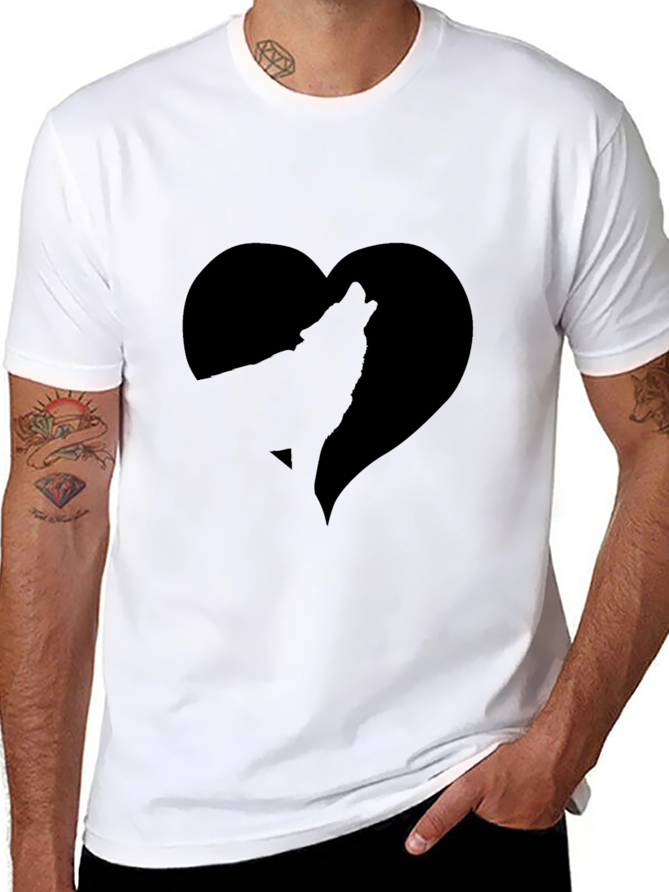 Wolf Heart Graphic T-Shirt - Stylish Black Tee